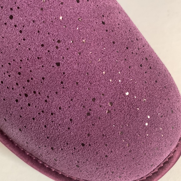 RARE UGG Mini Bailey Bow II Boot in shimmer plum (purple) - Picture 2 of 10